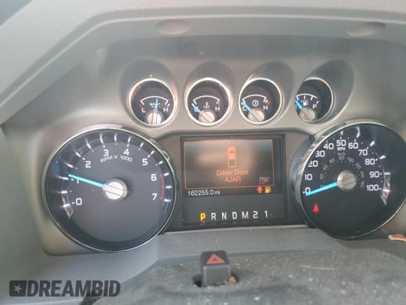 ✅ 2016 Ford F-250 XL • VIN: 1FT7W2B6XGED22152 • Lot: 82622755. Wystawiony na Copart z przebiegiem 162 255 mil. Bezpłatny archiwum sprzedaży aukcyjnych z USA i szczegółowy raport historii pojazdu na DreamBid. Zdjęcie 9.