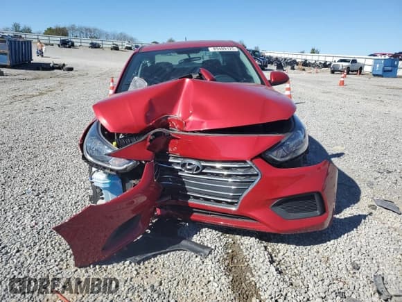 ✅ 2022 Hyundai Accent SE • VIN: 3KPC24A63NE159174 • Lot: 89489125. Wystawiony na Copart z przebiegiem 36 834 mil. Bezpłatny archiwum sprzedaży aukcyjnych z USA i szczegółowy raport historii pojazdu na DreamBid. Zdjęcie 5.