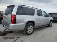 ✅ 2013 Chevrolet Suburban LT • VIN: 1GNSKJE72DR122642 • Lot: 83018794. Wystawiony na Copart z przebiegiem 217 066 mil. Bezpłatny archiwum sprzedaży aukcyjnych z USA i szczegółowy raport historii pojazdu na DreamBid. Zdjęcie 3.