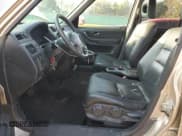 ✅ 2001 Honda CR-V SE • VIN: JHLRD18711C049293 • Lot: 71567225. Listed on Copart with 209,661 mi. Free auction sales archive from the USA and detailed vehicle history report at DreamBid. Image 7.