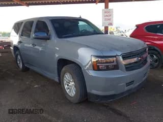 ✅ 2008 Chevrolet Tahoe • VIN: 1GNFC13568R201611 • Лот: 43337060. Опубликован ранее на IAAI с пробегом 335 553 миль. Бесплатный доступ к архиву аукционных продаж из США и подробный отчёт об истории автомобиля на DreamBid. Изображение 1.