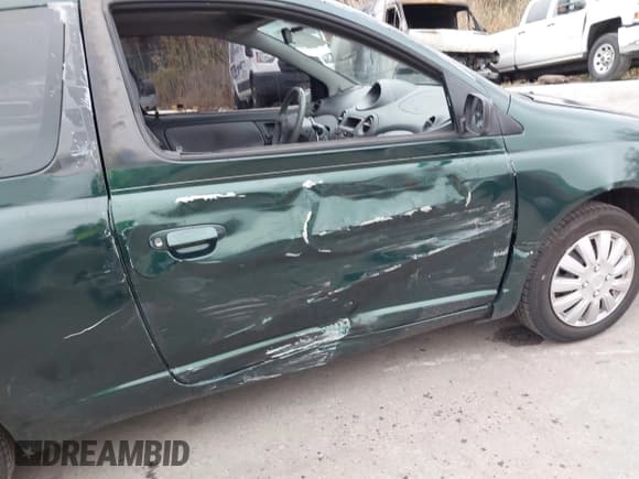 ✅ 2002 Toyota ECHO • VIN: JTDAT123020211582 • Lot: 43707249. Wystawiony na IAAI z przebiegiem 60 182 mil. Bezpłatny archiwum sprzedaży aukcyjnych z USA i szczegółowy raport historii pojazdu na DreamBid. Zdjęcie 6.