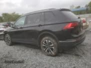 ✅ 2022 Volkswagen Tiguan S • VIN: 3VV0B7AX3NM076297 • Лот: 52021495. Опубликован ранее на Copart с пробегом 30 212 миль. Бесплатный доступ к архиву аукционных продаж из США и подробный отчёт об истории автомобиля на DreamBid. Изображение 2.