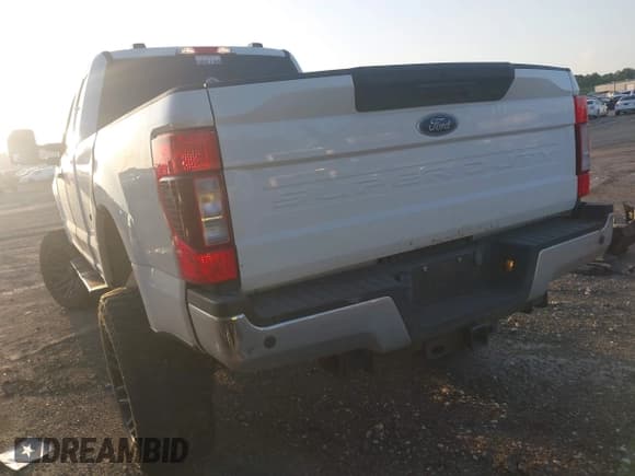 ✅ 2020 Ford F-250 XL • VIN: 1FT7X2B65LED06531 • Lot: 42731563. Wystawiony na IAAI z przebiegiem 33 613 mil. Bezpłatny archiwum sprzedaży aukcyjnych z USA i szczegółowy raport historii pojazdu na DreamBid. Zdjęcie 3.