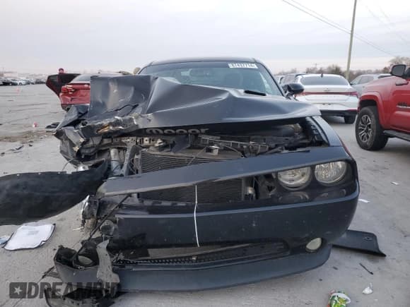 ✅ 2013 Dodge Challenger R/T • VIN: 2C3CDYBT6DH524203 • Lot: 87437714. Wystawiony na Copart z przebiegiem 174 752 mil. Bezpłatny archiwum sprzedaży aukcyjnych z USA i szczegółowy raport historii pojazdu na DreamBid. Zdjęcie 5.