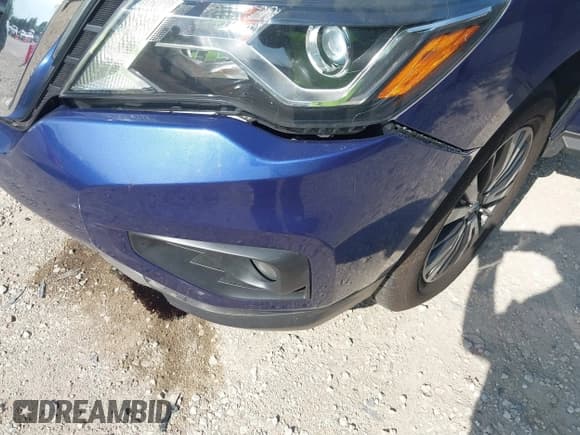 ✅ 2017 Nissan Pathfinder S • VIN: 5N1DR2MM2HC617907 • Лот: 42698760. Опубликован ранее на IAAI с пробегом 81 979 миль. Бесплатный доступ к архиву аукционных продаж из США и подробный отчёт об истории автомобиля на DreamBid. Изображение 6.