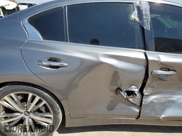 ✅ 2018 Infiniti Q50 Luxe • VIN: JN1EV7AP7JM592036 • Lot: 54249655. Listed on Copart with 90,398 mi. Free auction sales archive from the USA and detailed vehicle history report at DreamBid. Image 10.