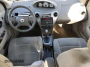 ✅ 2006 Saturn ION • VIN: 1G8AL55B56Z186653 • Lot: 92742755. Wystawiony na Copart z przebiegiem 92 937 mil. Bezpłatny archiwum sprzedaży aukcyjnych z USA i szczegółowy raport historii pojazdu na DreamBid. Zdjęcie 8.