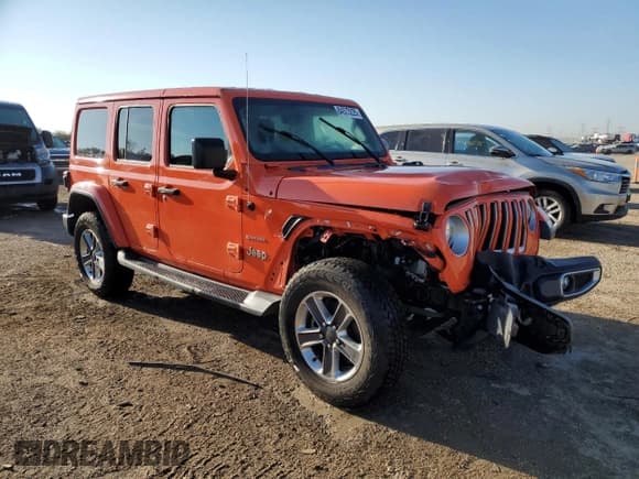 ✅ 2018 Jeep Wrangler Unlimited Sahara • VIN: 1C4HJXEN5JW328218 • Lot: 84573225. Wystawiony na Copart z przebiegiem 104 801 mil. Bezpłatny archiwum sprzedaży aukcyjnych z USA i szczegółowy raport historii pojazdu na DreamBid. Zdjęcie 4.