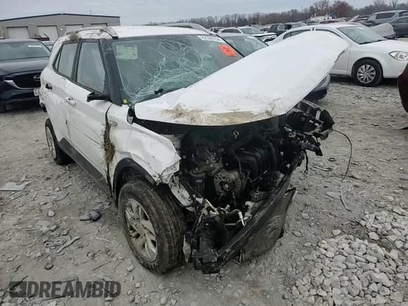 ✅ 2020 Hyundai Venue SEL • VIN: KMHRC8A36LU028884 • Lot: 82568164. Listed on Copart with Not provided. Free auction sales archive from the USA and detailed vehicle history report at DreamBid. Image 11.