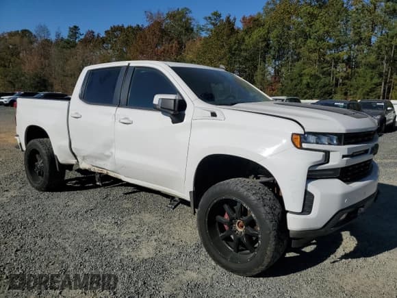 ✅ 2019 Chevrolet Silverado 1500 RST • VIN: 3GCUYEEDXKG104609 • Lot: 82207585. Wystawiony na Copart z przebiegiem 142 831 mil. Bezpłatny archiwum sprzedaży aukcyjnych z USA i szczegółowy raport historii pojazdu na DreamBid. Zdjęcie 4.