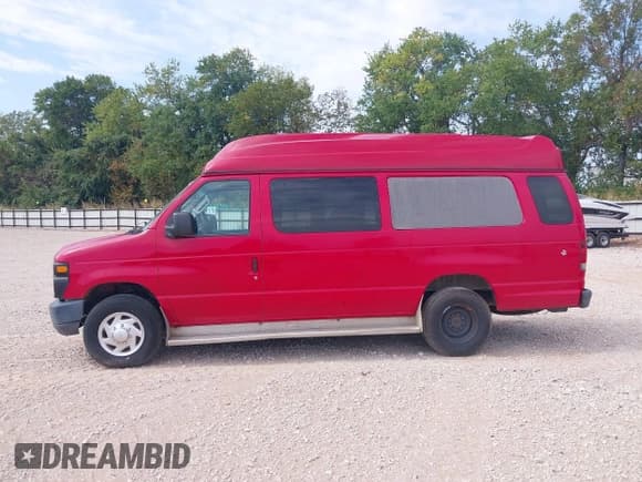 ✅ 2011 Ford Econoline Passenger XL • VIN: 1FBSS3BL3BDB09080 • Lot: 43151214. Listed on IAAI with 190,299 mi. Free auction sales archive from the USA and detailed vehicle history report at DreamBid. Image 14.