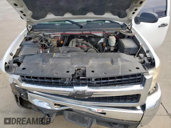 ✅ 2008 Chevrolet Silverado 2500HD Work Truck • VIN: 1GCHC29K38E174413 • Lot: 68936275. Wystawiony na Copart z przebiegiem 221 086 mil. Bezpłatny archiwum sprzedaży aukcyjnych z USA i szczegółowy raport historii pojazdu na DreamBid. Zdjęcie 11.