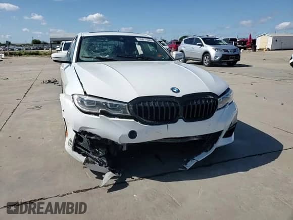 2021 BMW 3 Series 330i z VIN 3MW5R1J02M8C15436, wystawiony jako Copart lot #69011845 z przebiegiem 38 714 mil mil oraz Czysty tytuł • Clean title. Historia ofert i sprzedaży dostępna na DreamBid. Obrazek 13.