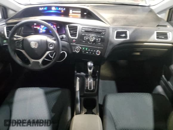 ✅ 2015 Honda Civic LX • VIN: 2HGFB2F5XFH506718 • Лот: 85314765. Опубликован ранее на Copart с пробегом 108 567 миль. Бесплатный доступ к архиву аукционных продаж из США и подробный отчёт об истории автомобиля на DreamBid. Изображение 8.