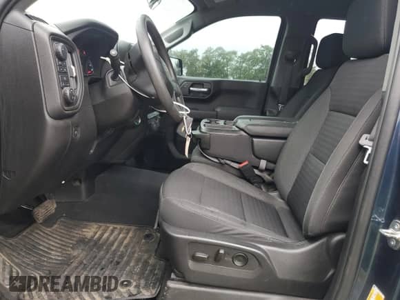 2023 Chevrolet Silverado 1500 Custom z VIN 1GCPDBEK5PZ210897, wystawiony jako Copart lot #80678865 z przebiegiem 50 660 mil mil oraz Szkoda całkowita • Salvage title. Historia ofert i sprzedaży dostępna na DreamBid. Obrazek 7.