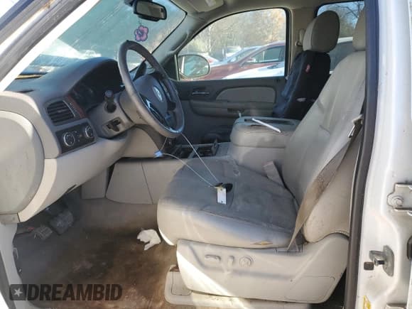 ✅ 2007 Chevrolet Suburban LT • VIN: 3GNFK16387G266309 • Lot: 92648945. Listed on Copart with Not provided. Free auction sales archive from the USA and detailed vehicle history report at DreamBid. Image 7.