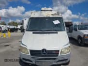 ✅ 2003 Dodge Sprinter • VIN: WD2YD742835560009 • Lot: 43763987. Listed on IAAI with 113,429 mi. Free auction sales archive from the USA and detailed vehicle history report at DreamBid. Image 6.