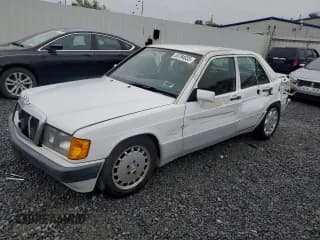 ✅ 1992 Mercedes-Benz 190 • VIN: WDBDA29D3NF993013 • Lot: 55794035. Wystawiony na Copart z przebiegiem 181 833 mil. Bezpłatny archiwum sprzedaży aukcyjnych z USA i szczegółowy raport historii pojazdu na DreamBid. Zdjęcie 1.