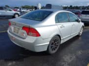 ✅ 2007 Honda Civic LX • VIN: 1HGFA15557L143814 • Лот: 43366122. Опубликован ранее на IAAI с пробегом 221 700 миль. Бесплатный доступ к архиву аукционных продаж из США и подробный отчёт об истории автомобиля на DreamBid. Изображение 4.