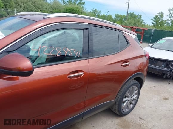 ✅ 2020 Buick Encore GX Essence • VIN: KL4MMFSL0LB134977 • Lot: 42289541. Listed on IAAI with 55,021 mi. Free auction sales archive from the USA and detailed vehicle history report at DreamBid. Image 14.