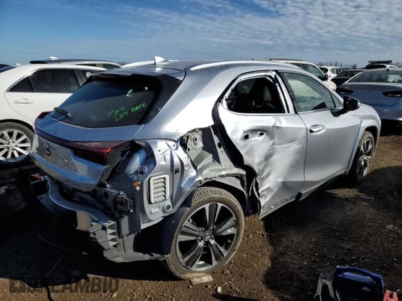 ✅ 2024 Lexus UX 250h Premium • VIN: JTHP9JBHXR2076614 • Lot: 88842545. Wystawiony na Copart z przebiegiem 3 105 mil. Bezpłatny archiwum sprzedaży aukcyjnych z USA i szczegółowy raport historii pojazdu na DreamBid. Zdjęcie 3.