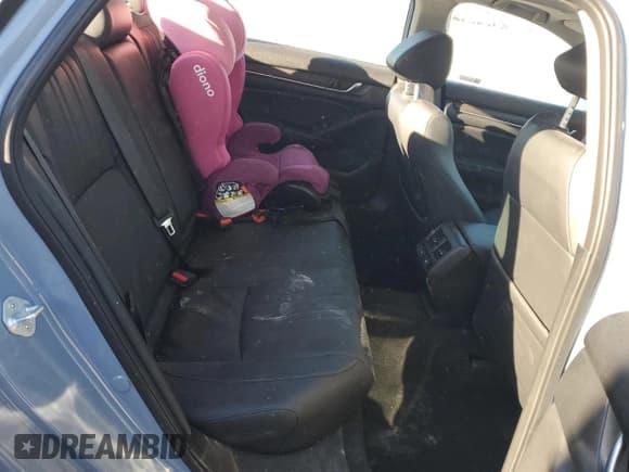 ✅ 2022 Honda Accord Touring • VIN: 1HGCV3F91NA027264 • Lot: 89906185. Listed on Copart with 50,969 mi. Free auction sales archive from the USA and detailed vehicle history report at DreamBid. Image 10.