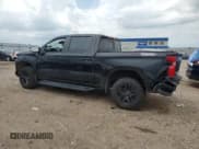 ✅ 2022 Chevrolet Silverado 1500 LT Trail Boss • VIN: 3GCUDFET1NG646193 • Lot: 62421255. Wystawiony na Copart z przebiegiem 32 343 mil. Bezpłatny archiwum sprzedaży aukcyjnych z USA i szczegółowy raport historii pojazdu na DreamBid. Zdjęcie 2.