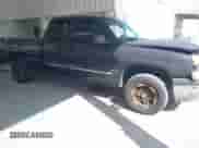 ✅ 2004 Chevrolet Silverado 1500 LS • VIN: 2GCEC19V241168072 • Lot: 43527884. Wystawiony na IAAI z przebiegiem Nie podano mil. Skorzystaj z bezpłatnego archiwum sprzedaży aukcyjnych z USA i zobacz szczegółowy raport historii pojazdu na DreamBid. Zdjęcie 1.