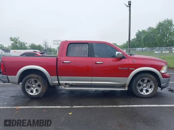 2010 Dodge 1500 Sport с VIN 1D7RV1CT0AS128075, выставлен на аукционе IAAI как лот 42277733 с пробегом 301 432 миль миль и . История ставок и продаж доступна на DreamBid. Изображение 13.