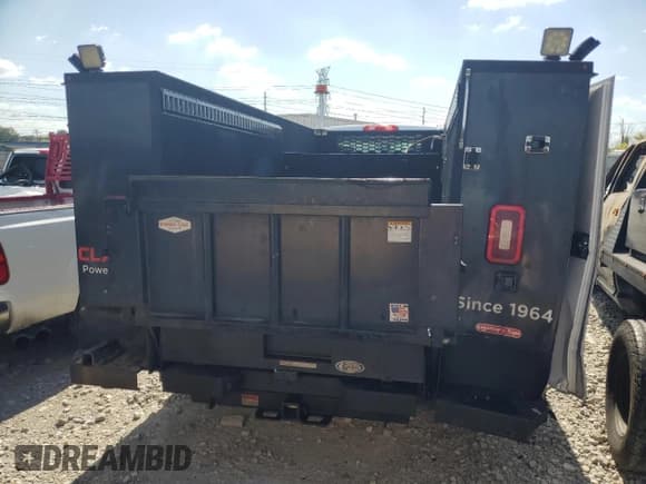 ✅ 2022 Chevrolet Silverado 1500 • VIN: 1HTKHPVK5NH597145 • Lot: 80638165. Listed on Copart with 72,747 mi. Free auction sales archive from the USA and detailed vehicle history report at DreamBid. Image 6.