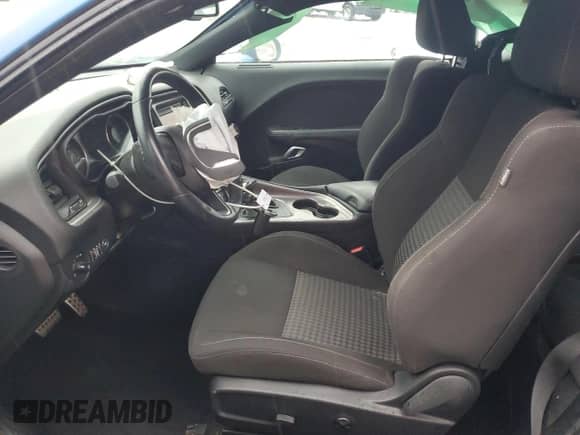 2021 Dodge Challenger R/T with VIN 2C3CDZBT4MH571347, listed as a Copart auction lot 86241135 with 76,060 mi miles and Salvage title. Bid and sale history available at DreamBid. Image 7.