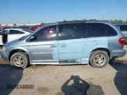✅ 2004 Dodge Caravan EX • VIN: 2D4GP74L44R553529 • Lot: 42026342. Listed on IAAI with Not provided. Free auction sales archive from the USA and detailed vehicle history report at DreamBid. Image 14.