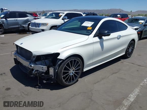 ✅ 2017 Mercedes-Benz C 300 • VIN: WDDWJ4JB6HF434193 • Lot: 42596139. Listed on IAAI with 19,378 mi. Free auction sales archive from the USA and detailed vehicle history report at DreamBid. Image 2.