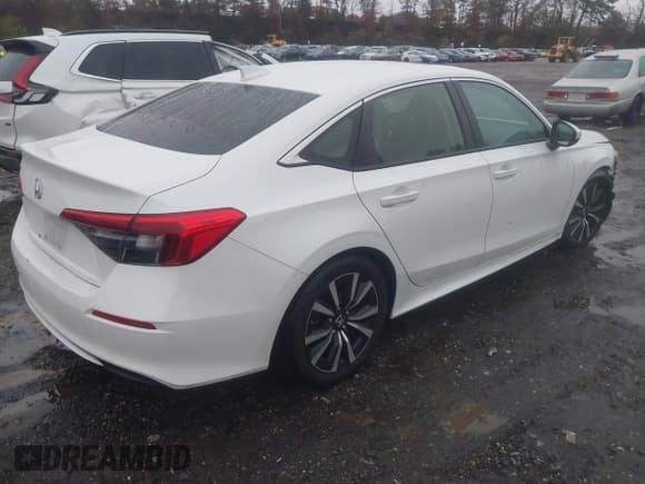 ✅ 2022 Honda Civic EX • VIN: JHMFE1F76NX000054 • Lot: 43568045. Listed on IAAI with 55,005 mi. Free auction sales archive from the USA and detailed vehicle history report at DreamBid. Image 4.
