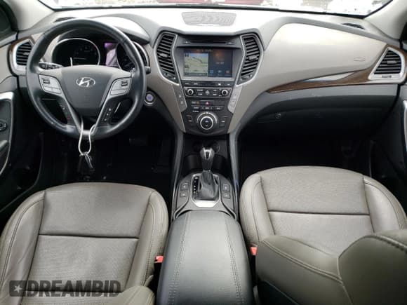 ✅ 2017 Hyundai Santa Fe Ultimate • VIN: 5XYZWDLA8HG472695 • Лот: 44179213. Опубликован ранее на Copart с пробегом 73 978 миль. Бесплатный доступ к архиву аукционных продаж из США и подробный отчёт об истории автомобиля на DreamBid. Изображение 8.