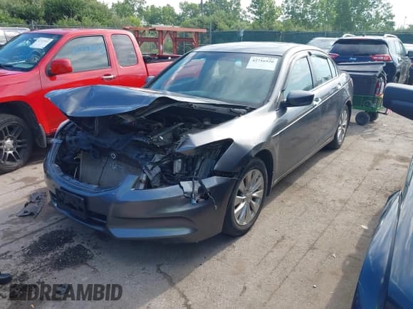 ✅ 2012 Honda Accord EX-L • VIN: 1HGCP2F80CA159330 • Lot: 42716920. Listed on IAAI with 200,738 mi. Free auction sales archive from the USA and detailed vehicle history report at DreamBid. Image 17.
