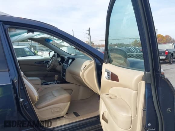 ✅ 2015 Nissan Pathfinder Platinum • VIN: 5N1AR2MM8FC659417 • Лот: 43728865. Опубликован ранее на IAAI с пробегом 190 132 миль. Бесплатный доступ к архиву аукционных продаж из США и подробный отчёт об истории автомобиля на DreamBid. Изображение 5.