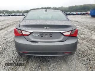 ✅ 2011 Hyundai Sonata GLS • VIN: 5NPEB4AC9BH285528 • Lot: 73058664. Listed on Copart with 182,676 mi. Free auction sales archive from the USA and detailed vehicle history report at DreamBid. Image 6.