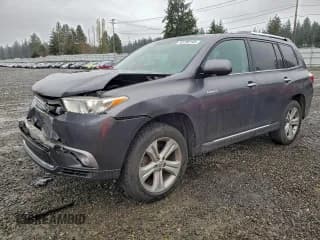 ✅ 2013 Toyota Highlander Limited • VIN: 5TDDK3EH8DS231873 • Lot: 92758195. Listed on Copart with 146,756 mi. Free auction sales archive from the USA and detailed vehicle history report at DreamBid. Image 1.