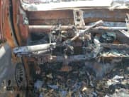 ✅ 2001 Ford F-350 XL • VIN: 1FTWX33F31EB12061 • Лот: 80625015. Опубликован ранее на Copart с пробегом Не указан. Бесплатный доступ к архиву аукционных продаж из США и подробный отчёт об истории автомобиля на DreamBid. Изображение 9.