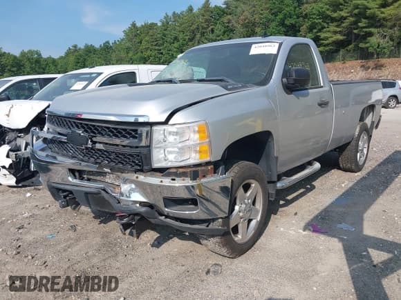 ✅ 2014 Chevrolet Silverado 2500HD LT • VIN: 1GC0KXCG0EF105623 • Лот: 42048963. Опубликован ранее на IAAI с пробегом 109 272 миль. Бесплатный доступ к архиву аукционных продаж из США и подробный отчёт об истории автомобиля на DreamBid. Изображение 2.