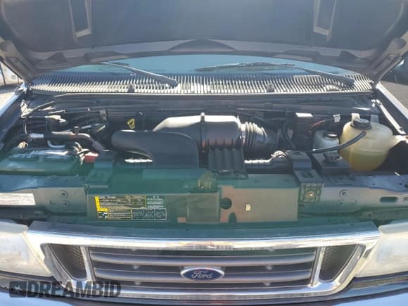 ✅ 2006 Ford Econoline Cargo • VIN: 1FDNE24L46HB38007 • Lot: 84281465. Listed on Copart with 107,139 mi. Free auction sales archive from the USA and detailed vehicle history report at DreamBid. Image 12.