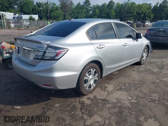 ✅ 2013 Honda Civic • VIN: 19XFB4F23DE201571 • Лот: 42700377. Опубликован ранее на IAAI с пробегом 115 720 миль. Бесплатный доступ к архиву аукционных продаж из США и подробный отчёт об истории автомобиля на DreamBid. Изображение 4.