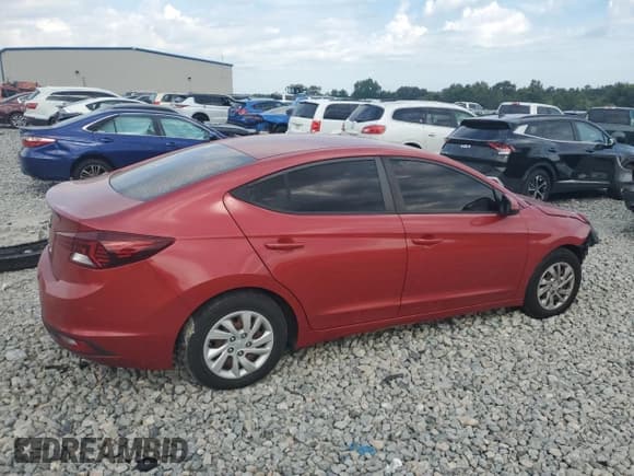 ✅ 2019 Hyundai Elantra SE • VIN: 5NPD74LF2KH471822 • Lot: 70693915. Listed on Copart with 94,832 mi. Free auction sales archive from the USA and detailed vehicle history report at DreamBid. Image 3.
