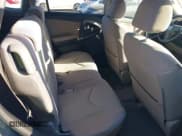 ✅ 2008 Toyota RAV4 • VIN: JTMBD33V586067126 • Lot: 43347979. Wystawiony na IAAI z przebiegiem 193 846 mil. Bezpłatny archiwum sprzedaży aukcyjnych z USA i szczegółowy raport historii pojazdu na DreamBid. Zdjęcie 8.