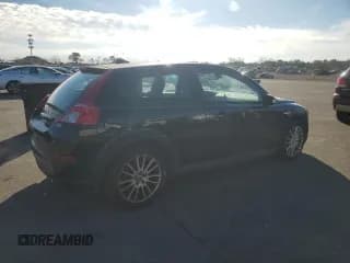 ✅ 2011 Volvo C30 • VIN: YV1672MK4B2228145 • Lot: 92909945. Wystawiony na Copart z przebiegiem 98 518 mil. Bezpłatny archiwum sprzedaży aukcyjnych z USA i szczegółowy raport historii pojazdu na DreamBid. Zdjęcie 3.