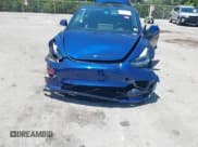 ✅ 2022 Tesla Model 3 Long Range • VIN: 5YJ3E1EB6NF106038 • Lot: 42214585. Wystawiony na IAAI z przebiegiem 40 667 mil. Bezpłatny archiwum sprzedaży aukcyjnych z USA i szczegółowy raport historii pojazdu na DreamBid. Zdjęcie 6.