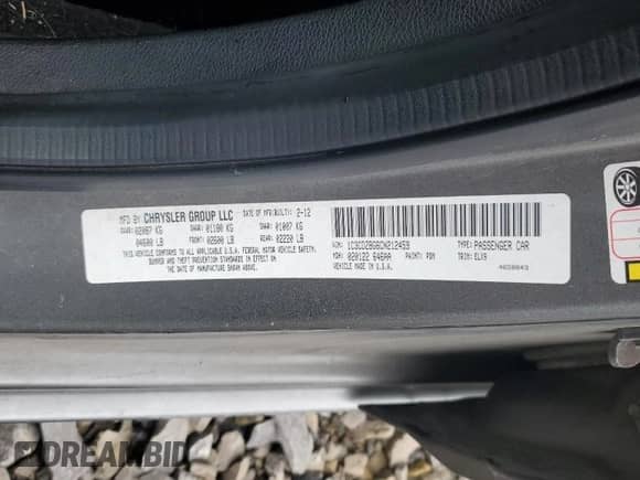 2012 Dodge Avenger R/T z VIN 1C3CDZBG6CN212459, wystawiony jako Copart lot #72697634 z przebiegiem 141 305 mil mil oraz Szkoda całkowita • Salvage title. Historia ofert i sprzedaży dostępna na DreamBid. Obrazek 12.