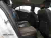 2015 Chevrolet Malibu LT z VIN 1G11C5SL2FF120087, wystawiony jako Copart lot #71477144 z przebiegiem 122 043 mil mil oraz Czysty tytuł • Clean title. Historia ofert i sprzedaży dostępna na DreamBid. Obrazek 10.